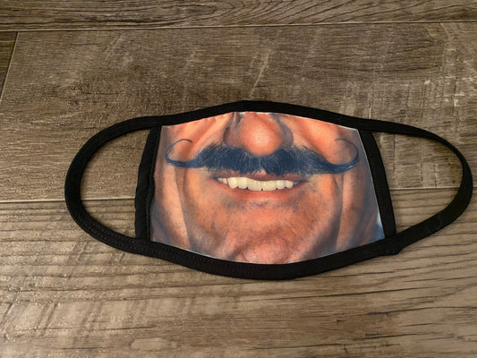 Curly Teeth Mask